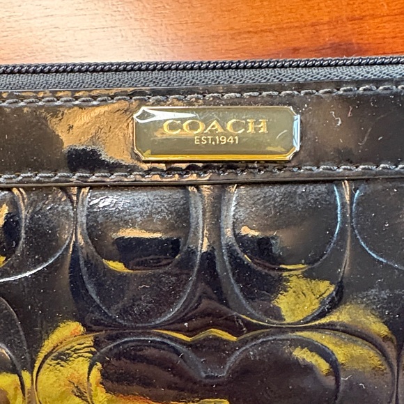 Coach Glossy Black Wristlet - Picture 2 of 7